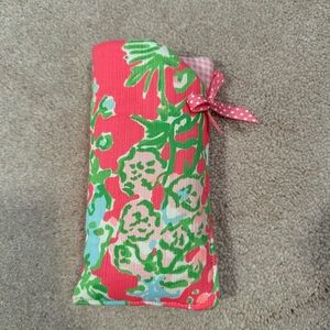 Lilly Pulitzer glasses holder